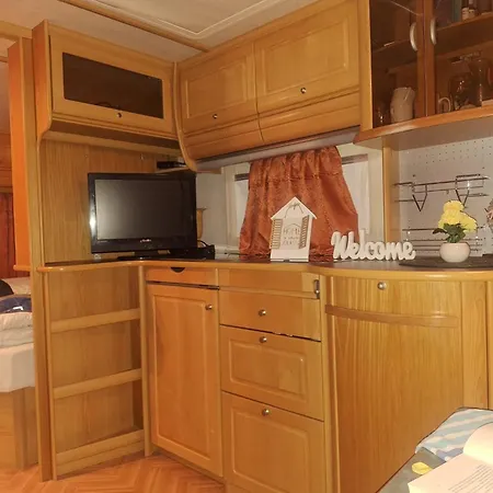 Mali Nordsee Mobilehomes , Glamping & Caravan Pakostane Exterior photo