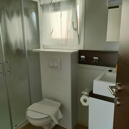 Mali Nordsee Mobilehomes , Glamping & Caravan Pakostane Exterior photo